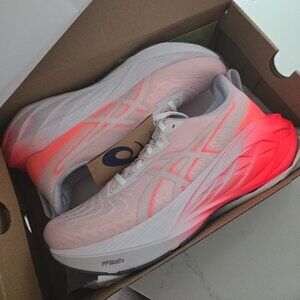 Asics Novablast 4 brand new women's 10